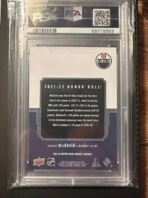 2016-17 UD SPX - Nathan MacKinnon - Patch auto /25 back